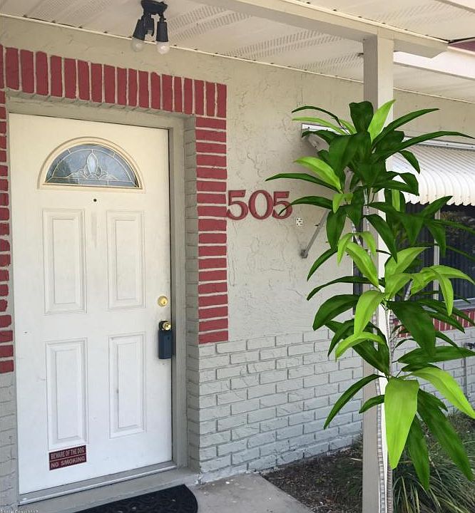 1st image of 505 Camellia Dr