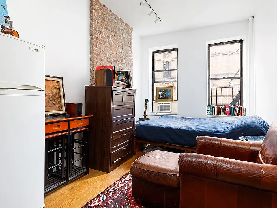 38 Orchard St #2R