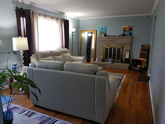 4th image of 3441 Liv Moor Dr