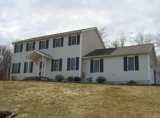 16 Harbor Brook Dr, Oswego, NY 13126