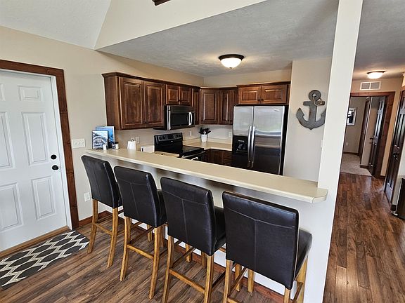 5th image of 290 240th Ave #46