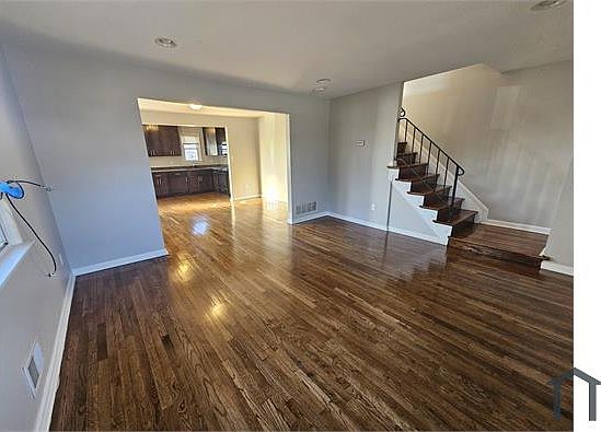 1st image of 6140 Radecke Ave