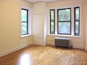 Rented by City Connections Realty