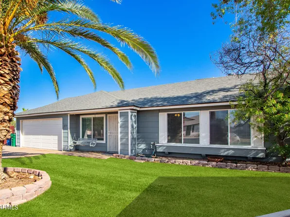 819 E HILLVIEW Circle, Mesa, AZ 85203