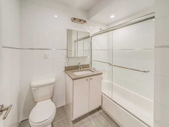 3rd image of 3068 38th St #5B