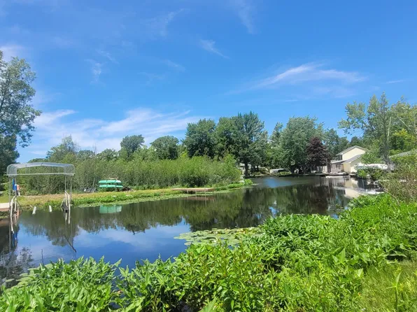 500 Cedar St, Brooklyn, MI 49230