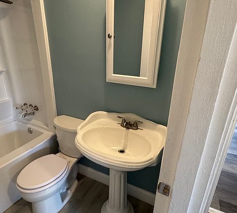 4th image of 3443 Glendale Ave