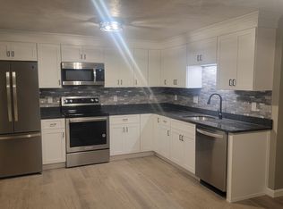 63A Margaret Rd, East Taunton, MA 02718