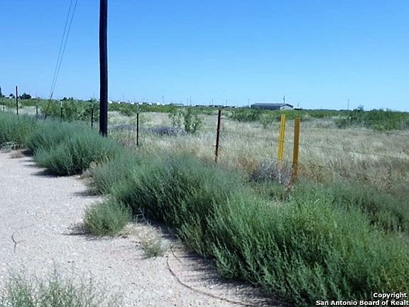 5th image of 6913 E County Road 67