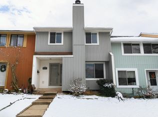18555 Eagles Roost Dr, Germantown, MD 20874