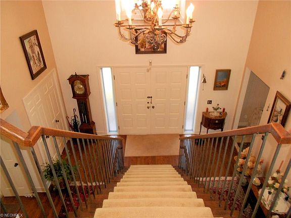 3rd image of 22 Lynnwood Dr