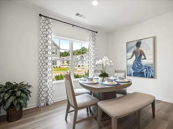 2477 Honey Way, Conyers, GA 30013