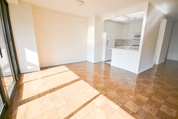 Rented by Olnick Organization | media 4