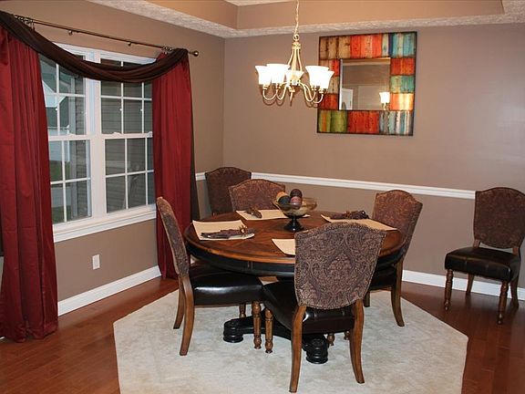 Dining Room 2