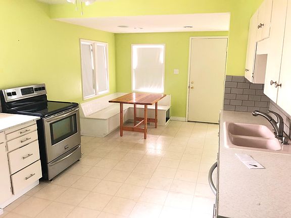 4th image of 1924 E Marietta Ave #1924