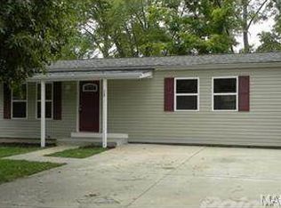 120 Cedar Ridge Dr, Pacific, MO 63069