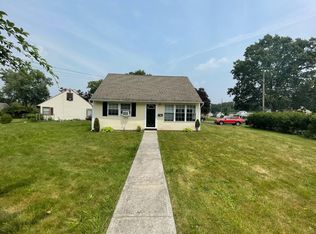 63 Terrace Ln, Meriden, CT 06451