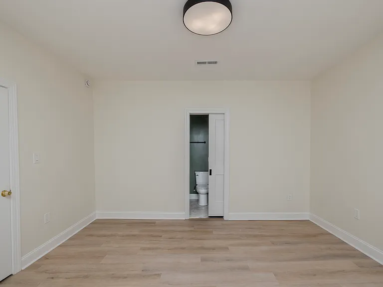 432 Merino St — Photo 12