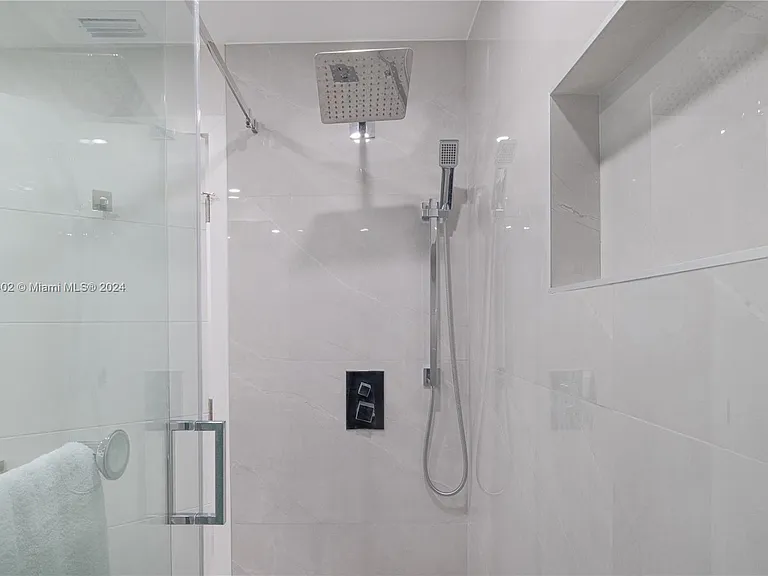 1575 Osprey Ave — Photo 34