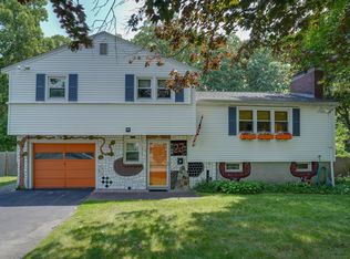 23 Laurel Dr, Hudson, MA 01749