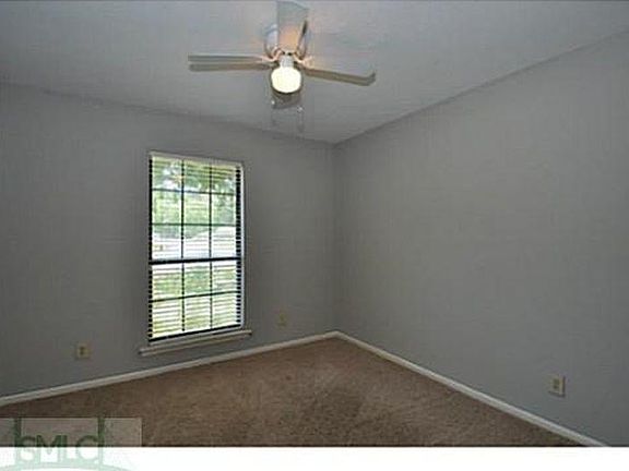 3rd image of 9 White Pine Ct