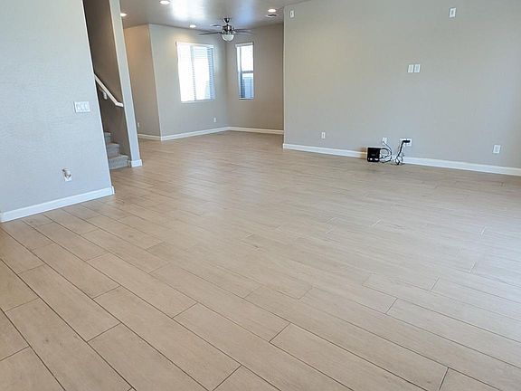 4th image of 2119 E Kings Ave