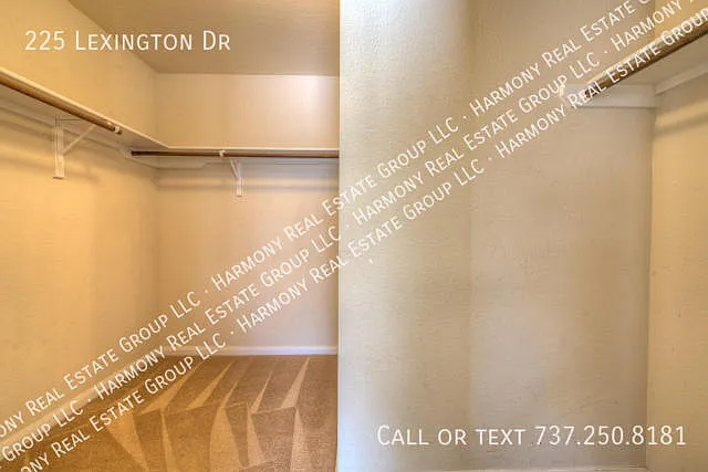 225 Lexington Dr — Photo 20