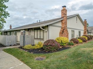 887 Kirkwall Dr, Akron, OH