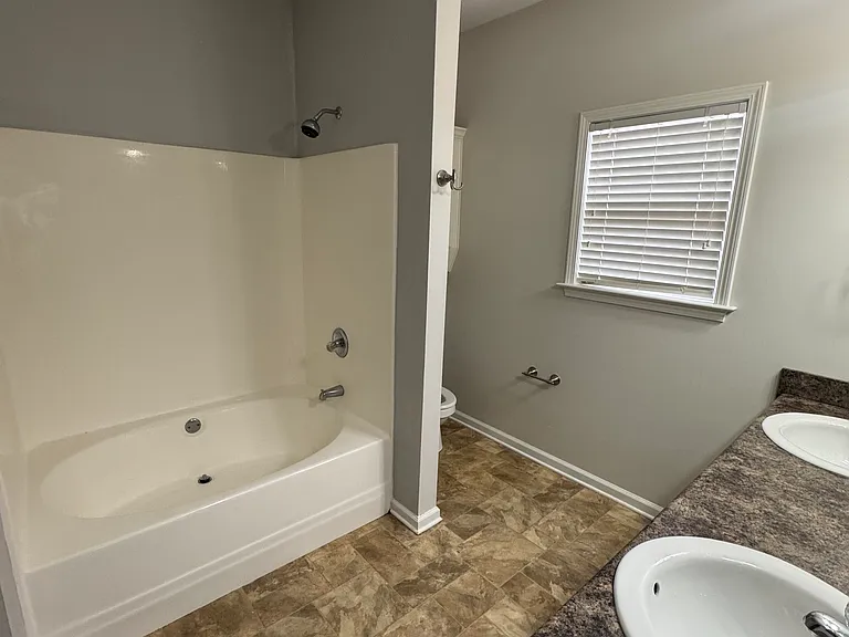 203 Belhaven Dr — Photo 7
