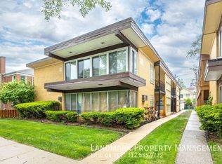 1209 N Harlem Ave APT 5, Oak Park, IL 60302
