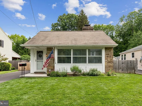 204 Yeakel Ave, Glenside, PA 19038