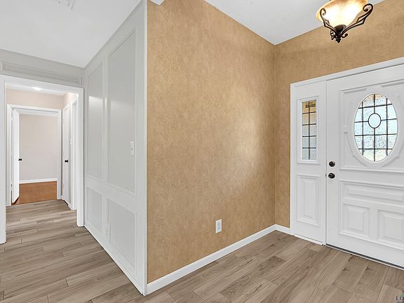 5th image of 1507 W Northwood Ct