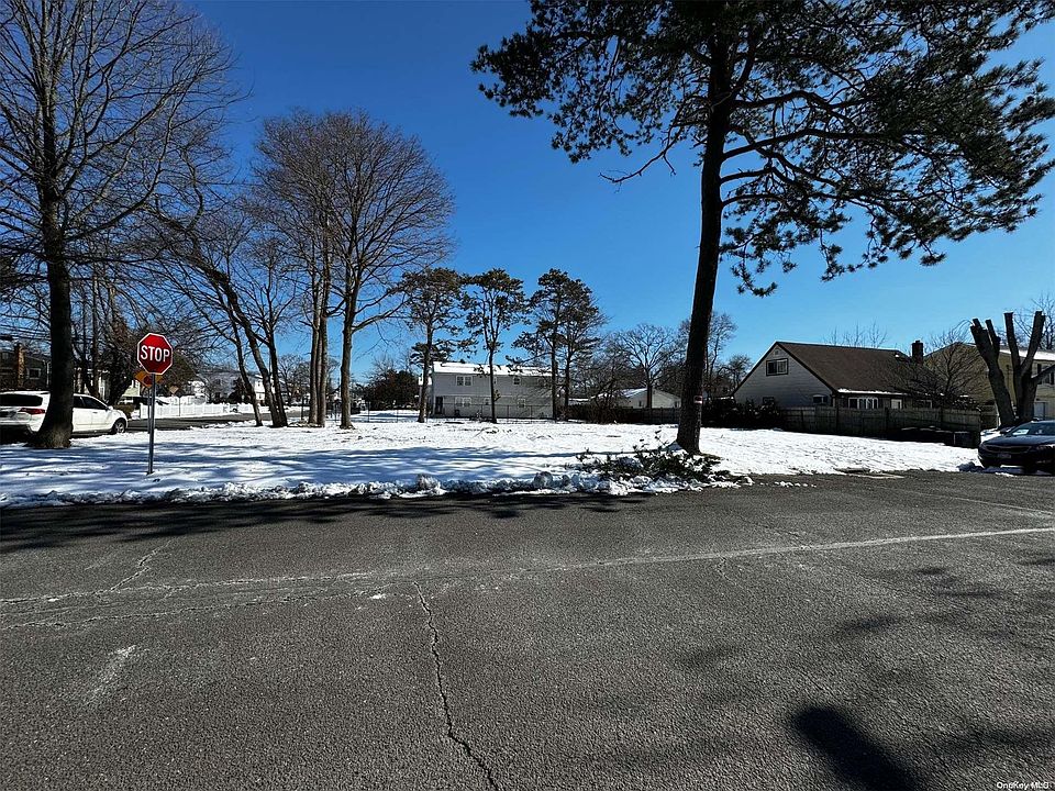 1st image of 34 Levey Boulevard