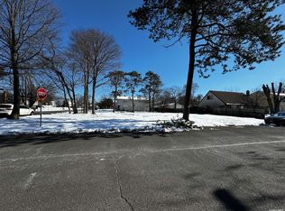 34 Levey Blvd, Wyandanch, NY 11798