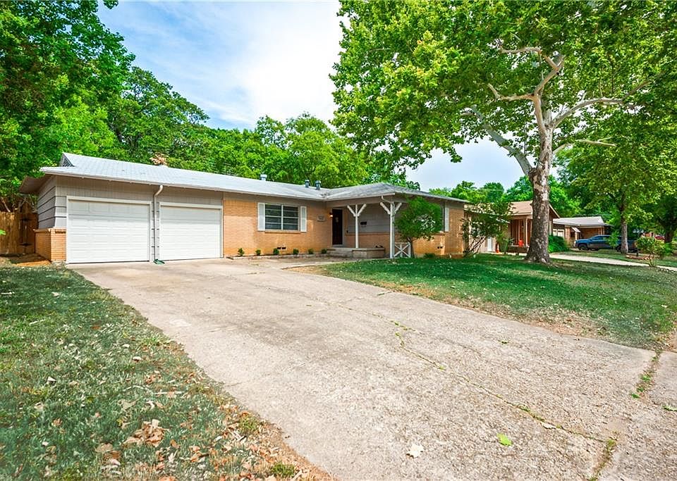 1st image of 1405 Ravenwood Dr