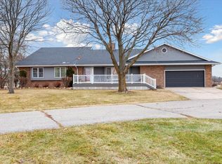 2596 N Winn Rd, Mount Pleasant, MI 48858