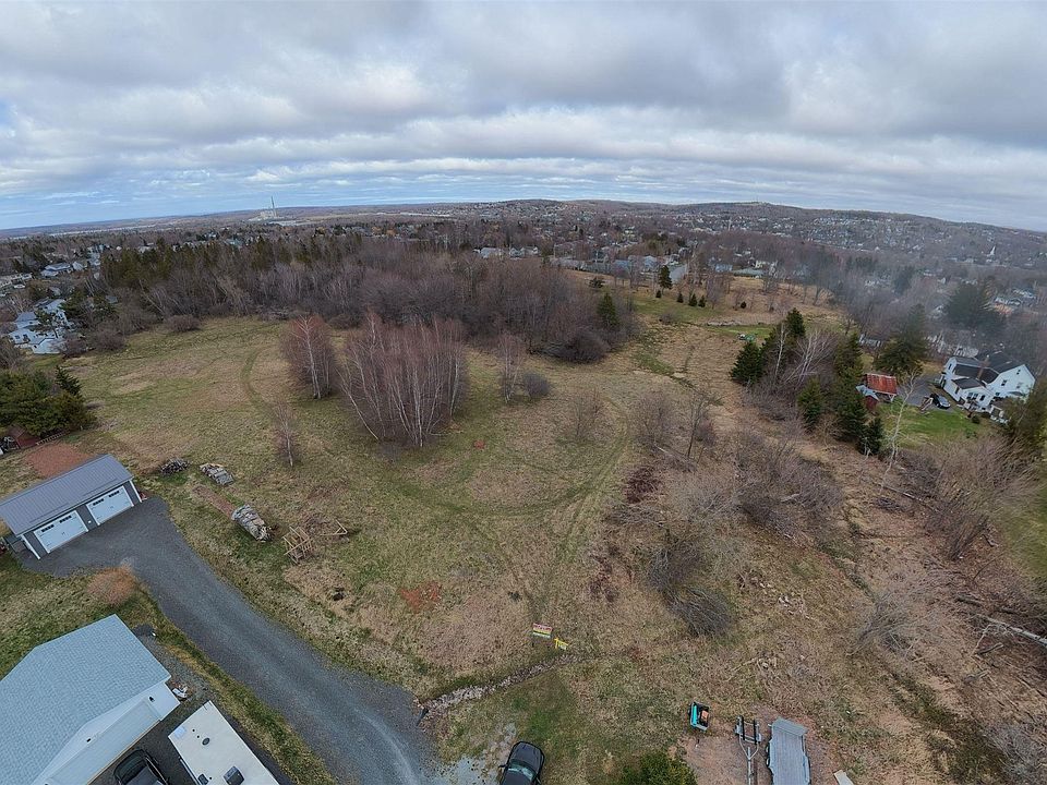 2nd image of 2 Willow Ave Lot 6A