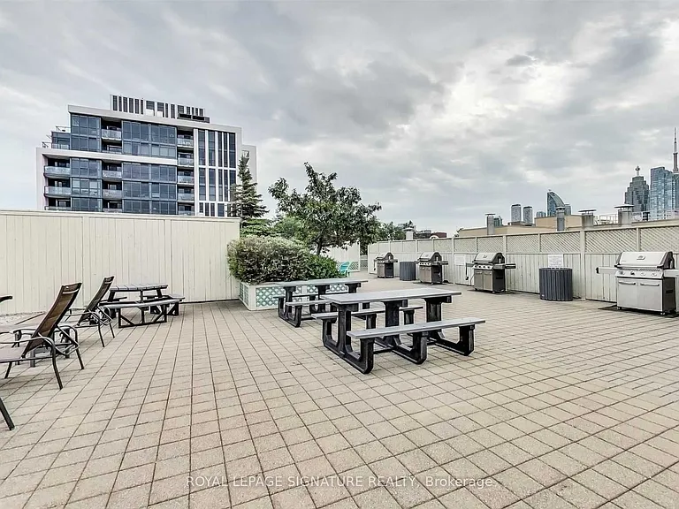 323 Richmond St E #412 — Photo 41