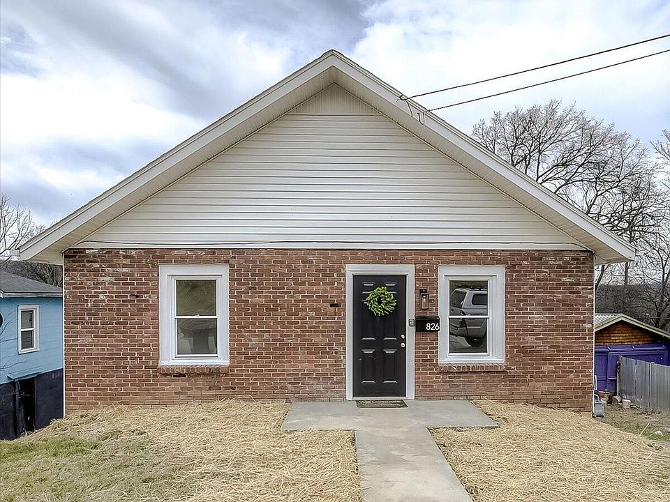 1st image of 826 5th Ave