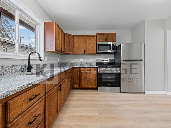 2nd image of 25518 Powers Ave