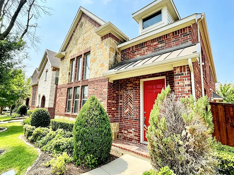 1713 Snow Owl Ct — Photo 3