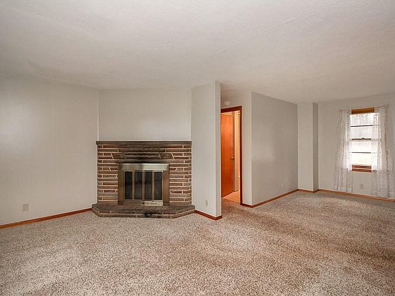 2nd image of 4137 Foskett Rd