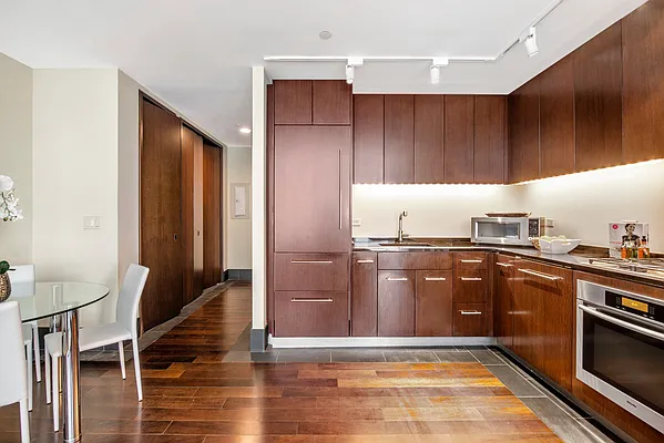 Sold by Keller Williams NYC | media 17