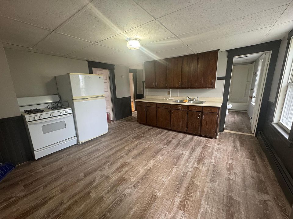 2nd image of 38 Burns Ave