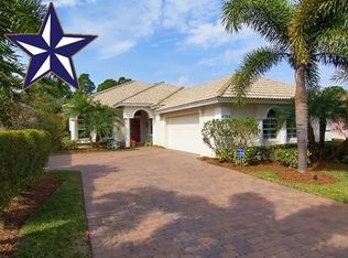 4784 NW Red Maple Dr, Jensen Beach, FL 34957
