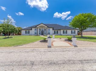 6033 Devonshire Ln, San Angelo, TX 76901