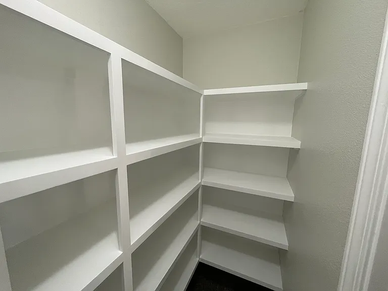 218 E Rose Lake Dr — Photo 10