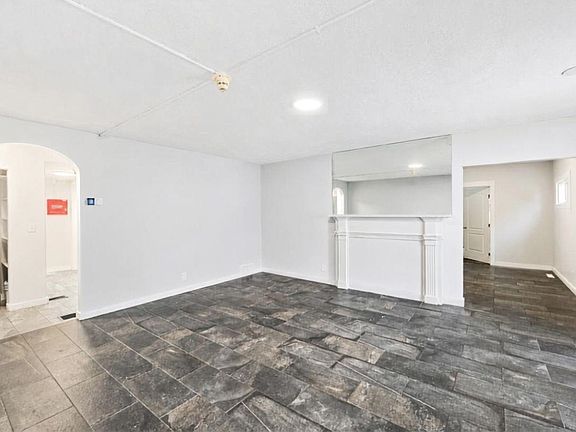 3rd image of 653 S 4th Ave