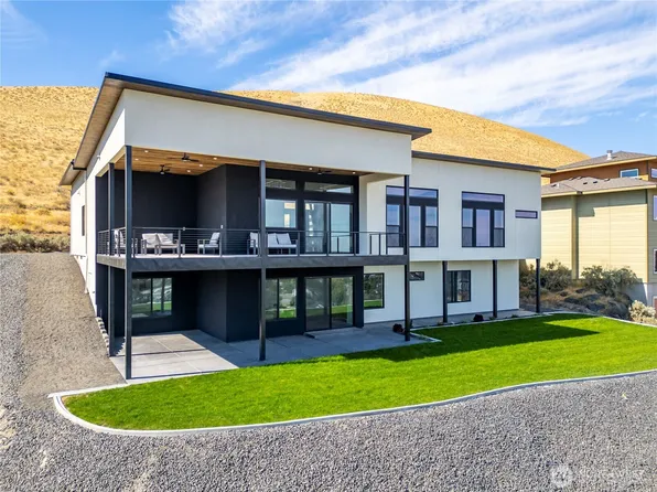 5411 Hershey Lane, West Richland, WA 99353