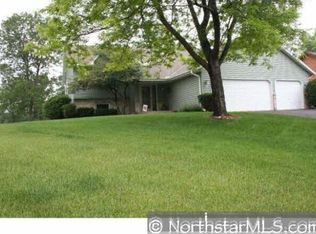 1917 Edinbrook Ct, Minneapolis, MN 55443